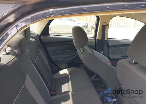 2012 Ford Focus S z USA, uszkodzony, nr VIN 1FAHP3E27CL408370